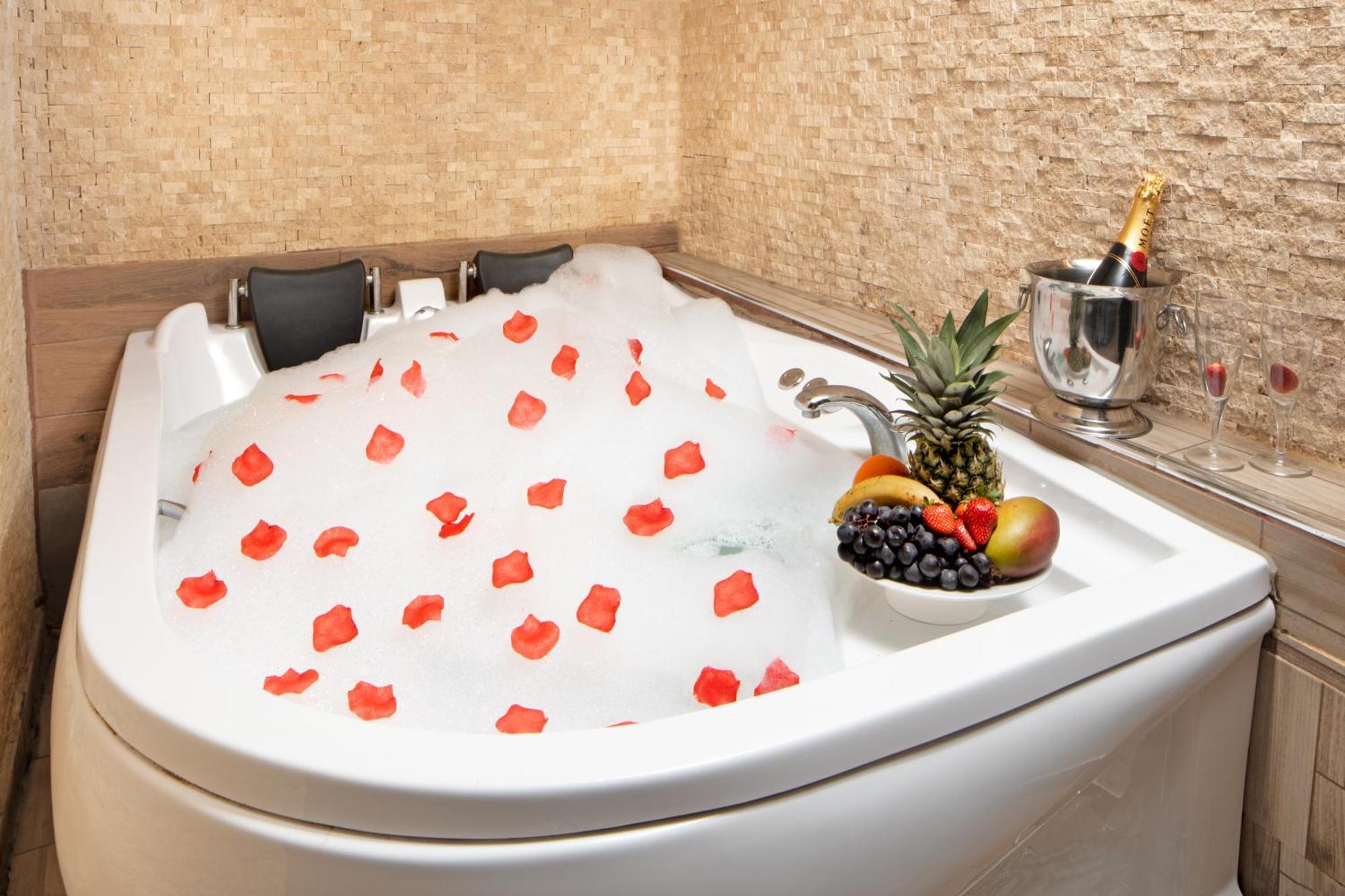 Istanbul Hotel & Suites Esterno foto